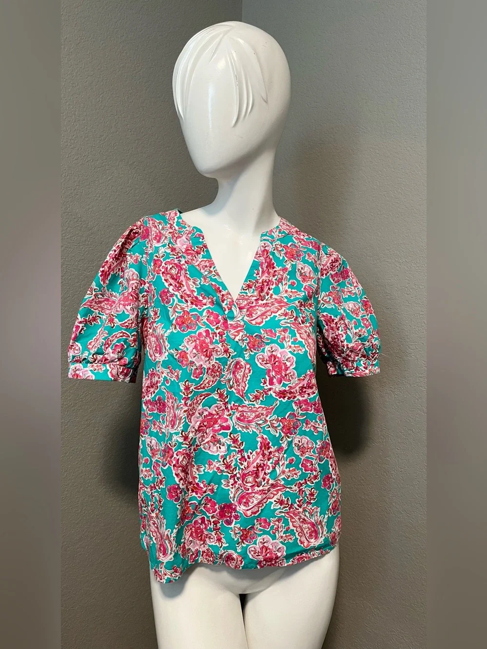 J. CREW Women’s Turquoise  Floral Paisley V-Neck SS Top  Blouse Size XS